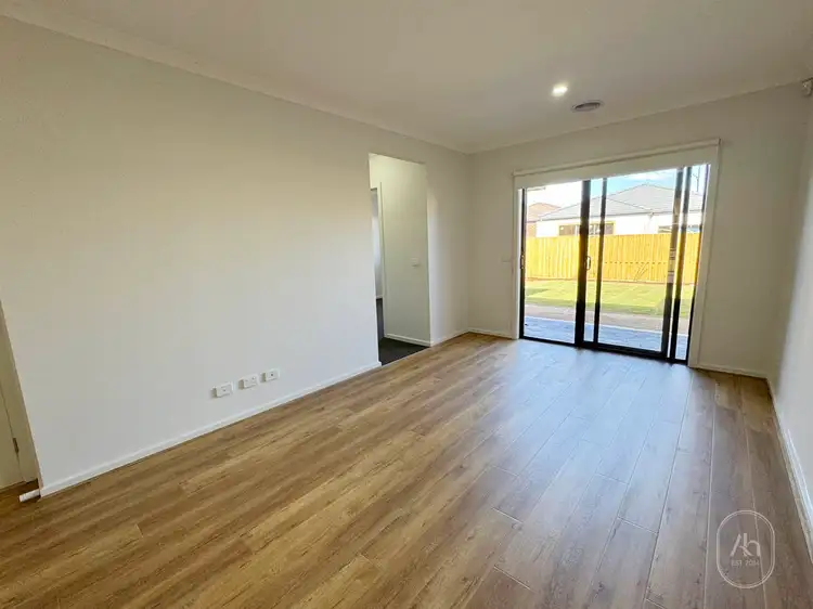 Third view of Homely house listing, 19 Mistletoe Drive, Strathtulloh VIC 3338