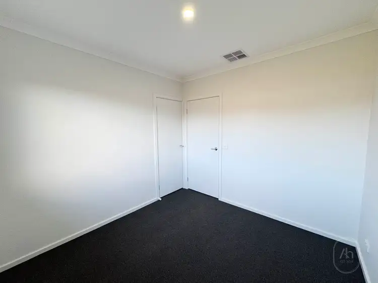 Fifth view of Homely house listing, 19 Mistletoe Drive, Strathtulloh VIC 3338