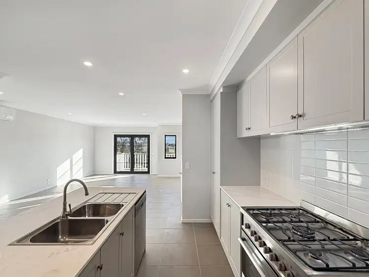 Second view of Homely townhouse listing, 6 Laanecoorie Walk, Eynesbury VIC 3338
