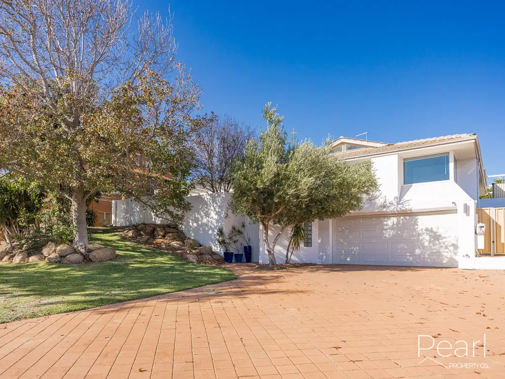 Main view of Homely house listing, 43 Seacrest Drive, Sorrento WA 6020