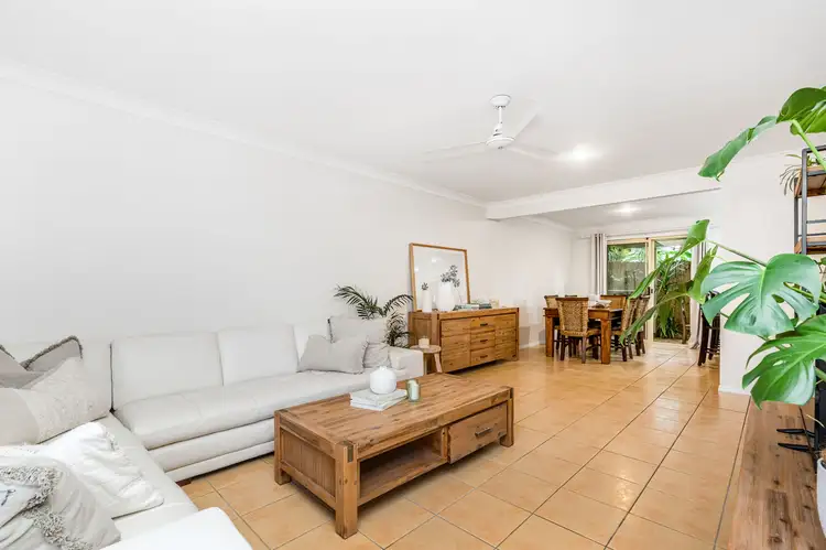 2/2 Seabrae Court, Pottsville NSW 2489