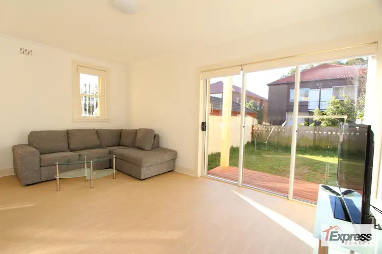 YY Oakley Rd, Bondi NSW 2026