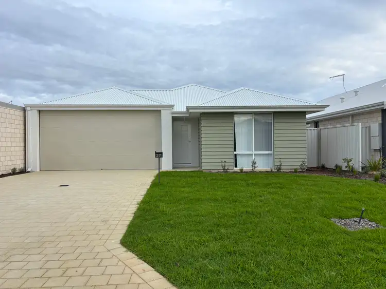 27 Binningup Tce, Eglinton WA 6034