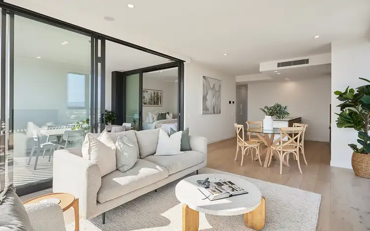 901/43 Peerless Avenue, Mermaid Beach QLD 4218
