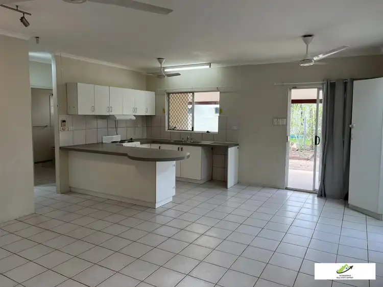 5 Crawford Court, Moulden NT 830