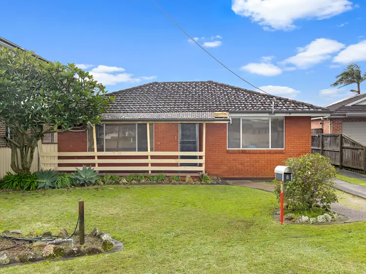 8 Broonarra Street, The Entrance NSW 2261