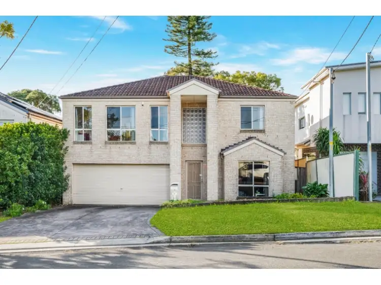 17 Thomas Avenue, Lurnea NSW 2170