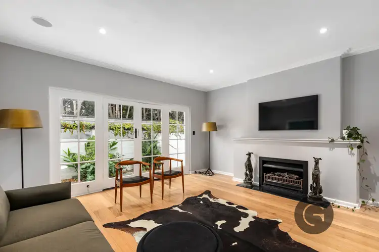 2/24 St Leonards Court, South Yarra VIC 3141