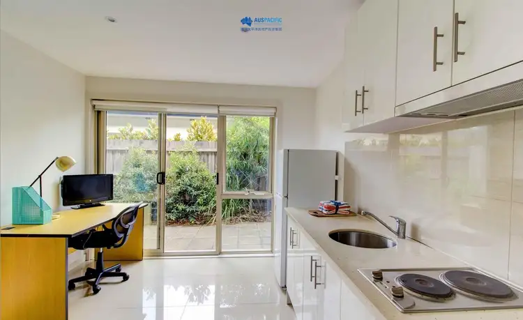 2/1023 Dandenong Road, Malvern East VIC 3145