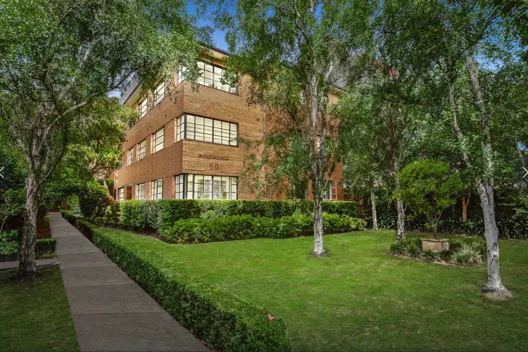 2/60 Queens Road, Melbourne VIC 3004