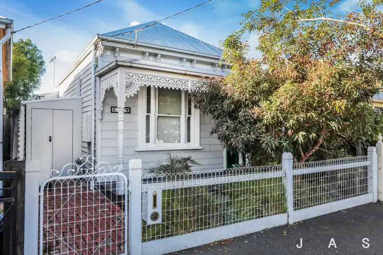 13 William Street, Seddon VIC 3011