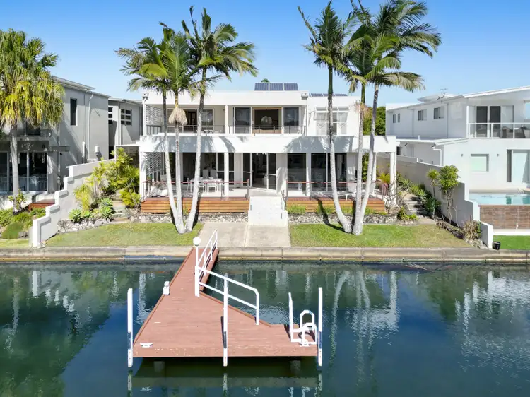 18 Seahorse Place, Noosaville QLD 4566