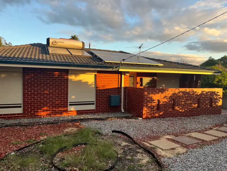 8 Galliers Avenue, Armadale WA 6112