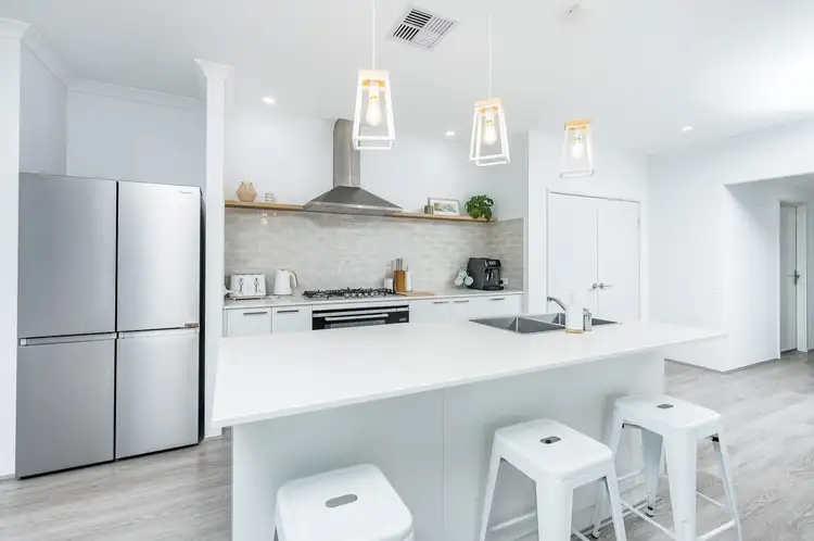 3 Alabaster Approach, Jindalee WA 6036
