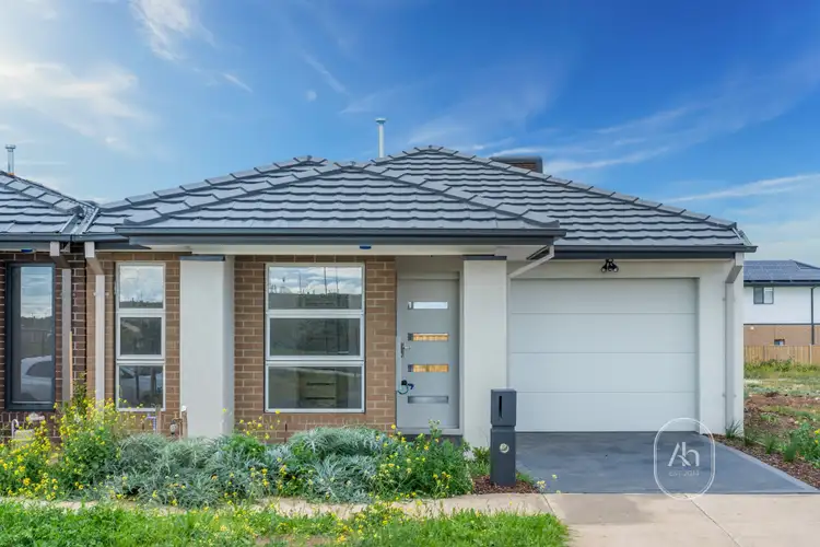 43 Tolkien Drive, Mambourin VIC 3024