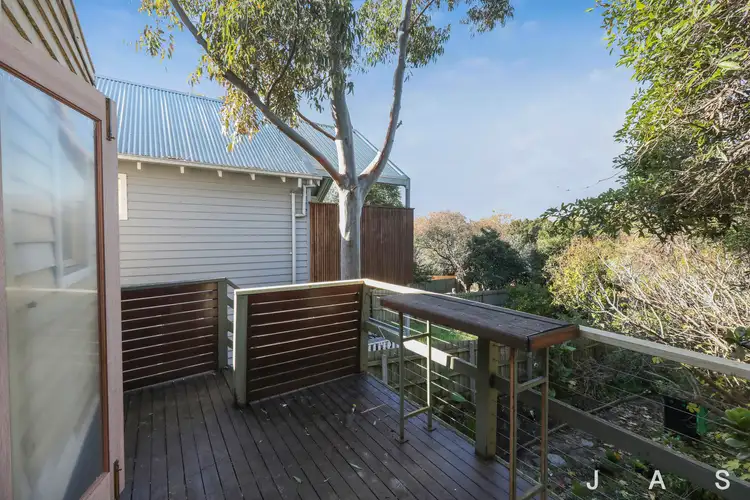 20 Flemington Street, Travancore VIC 3032