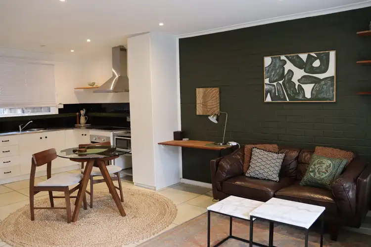 Main view of Homely unit listing, 1/5 Govan Court, Footscray VIC 3011