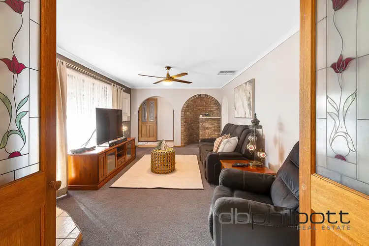 Fifth view of Homely house listing, 4 Manya Crescent, Craigmore SA 5114