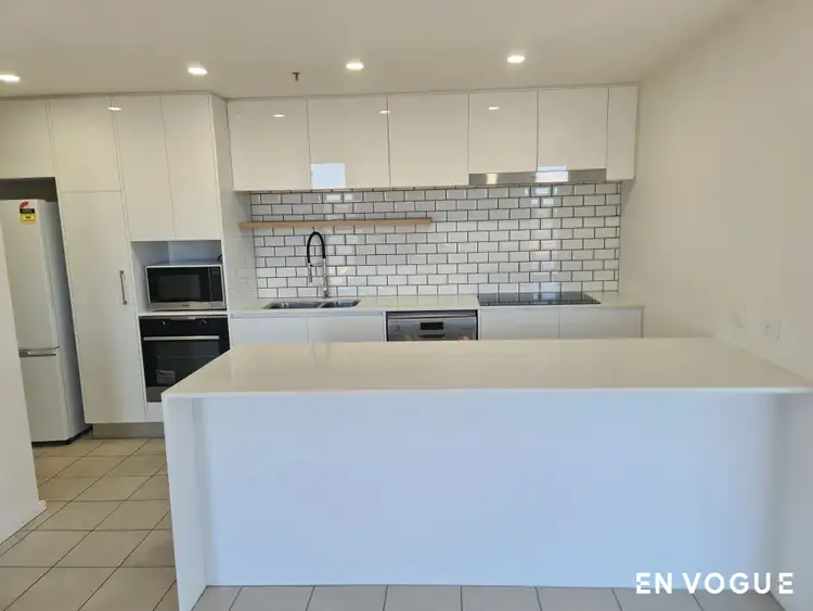 2216/120 Eastern Valley Way, Belconnen ACT 2617