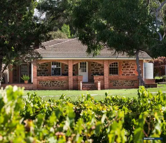 21 Stelzer Road (Hanisch Haus), Stone Well SA 5352
