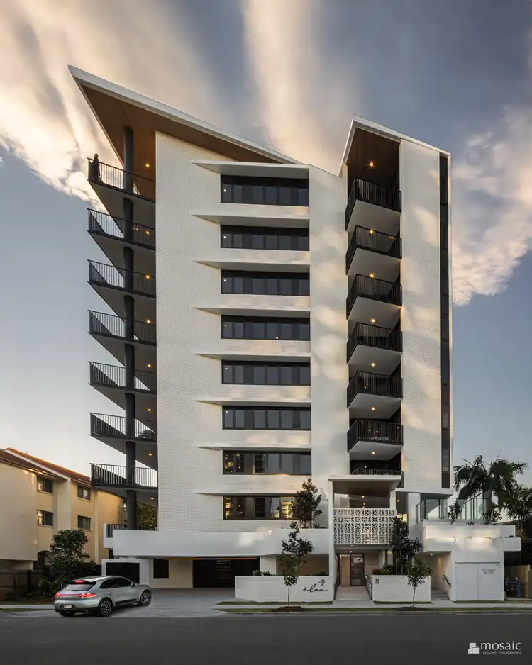 303/8 Churchill St, Coolangatta QLD 4225