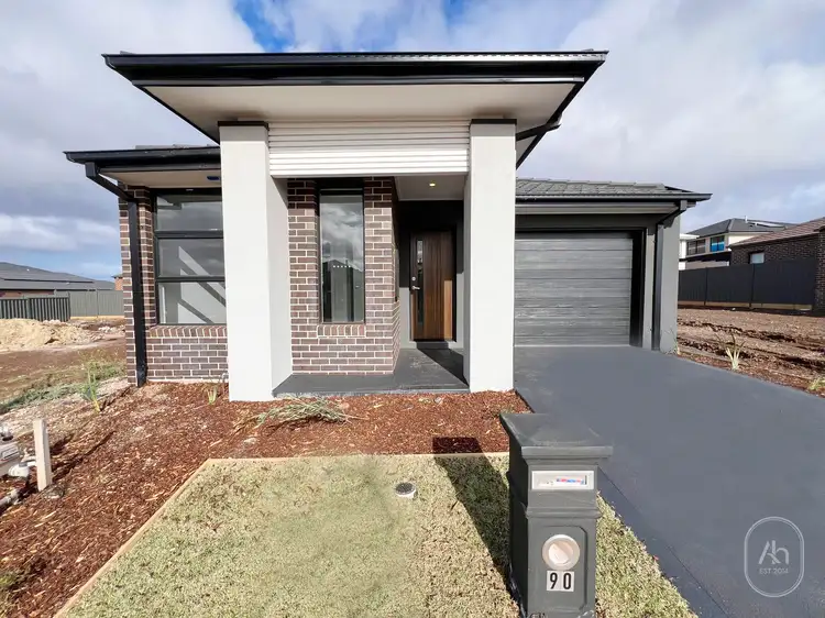 90 Madeira Drive, Truganina VIC 3029
