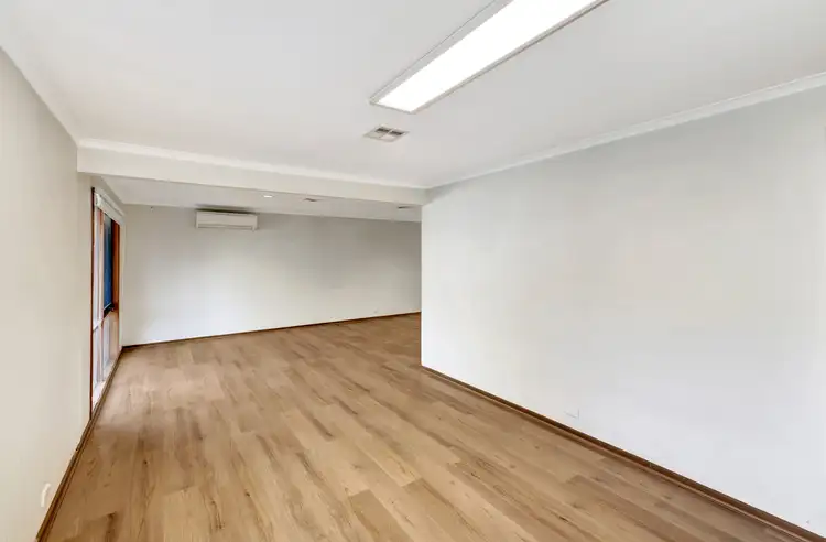 Third view of Homely house listing, 7 Lorena Cl, Hoppers Crossing VIC 3029