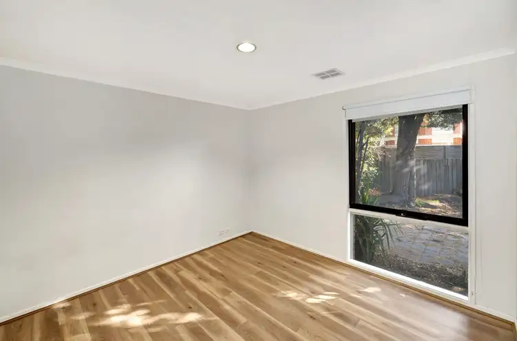 Fifth view of Homely house listing, 7 Lorena Cl, Hoppers Crossing VIC 3029