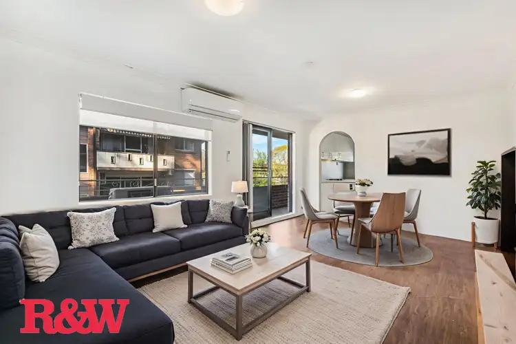 4/215 Derby Street, Penrith NSW 2750