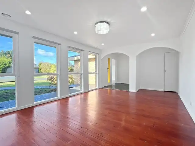 23 Canberra Ave, Hoppers Crossing VIC 3029