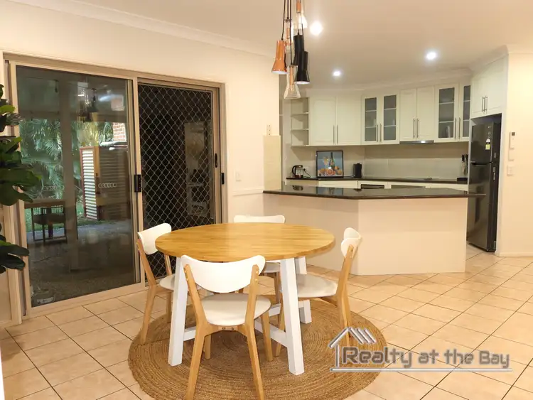3 Valentino Close, Parkwood QLD 4214