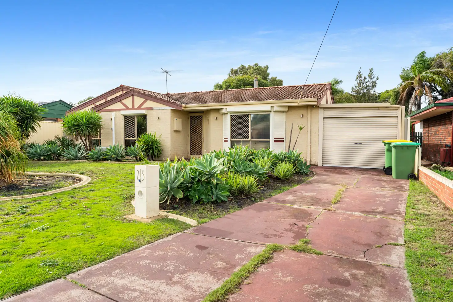 Main view of Homely house listing, 25 Breaden Drive, Cooloongup WA 6168