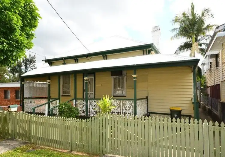 28 Westbourne Street, Highgate Hill QLD 4101