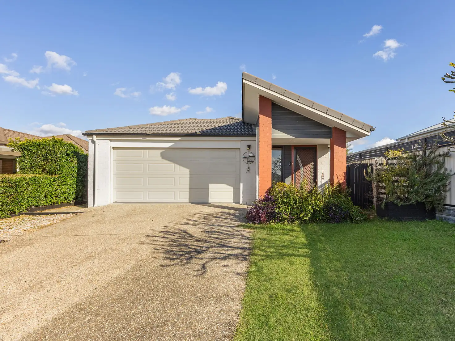 Main view of Homely house listing, 1 Hyperno Close, Raceview QLD 4305