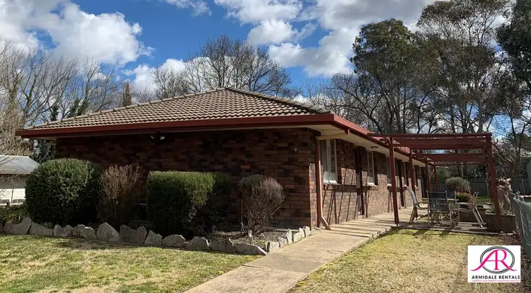 1/4 Power Place, Armidale NSW 2350