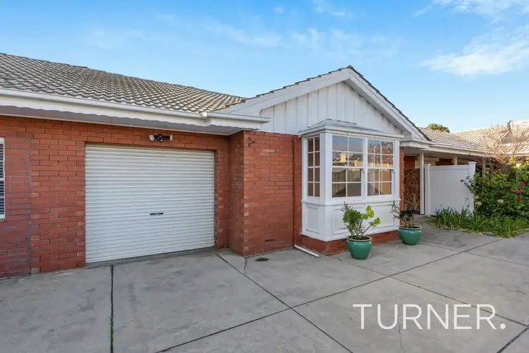 2/14 Holton Street