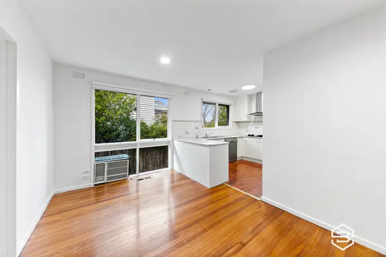 Fourth view of Homely house listing, 10 Morrison Court, Mount Waverley VIC 3149