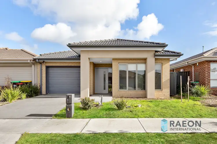 Main view of Homely house listing, 5 Makiti Crescent, Harkness VIC 3337