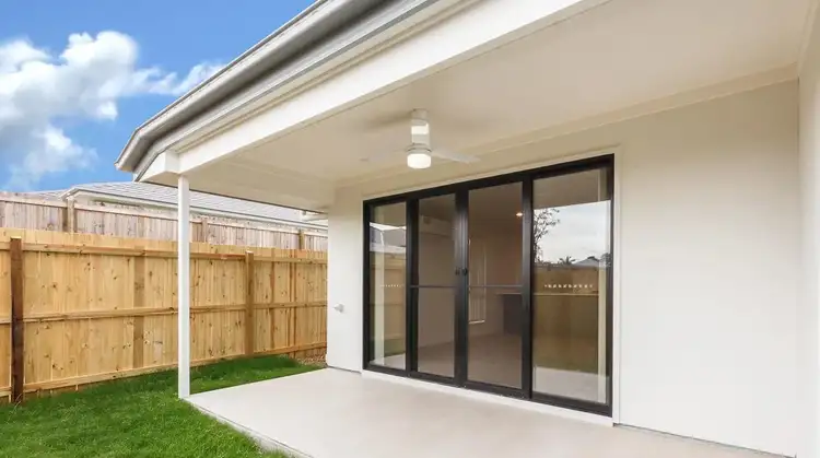 Third view of Homely house listing, 2/5 Foster Circuit, Hillcrest QLD 4118
