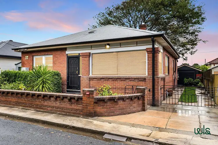 27 Scott Street