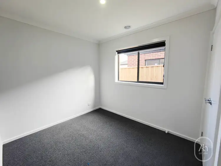 Second view of Homely house listing, 21 Mistletoe Drive, Strathtulloh VIC 3338