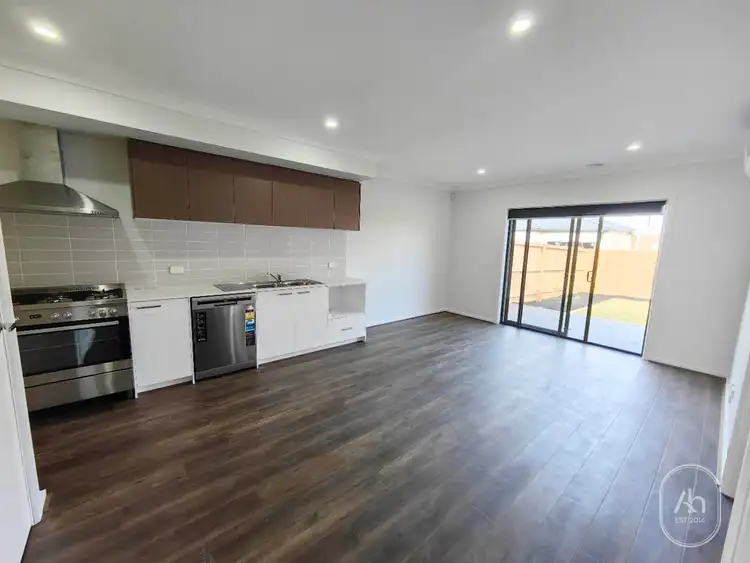 Fifth view of Homely house listing, 21 Mistletoe Drive, Strathtulloh VIC 3338