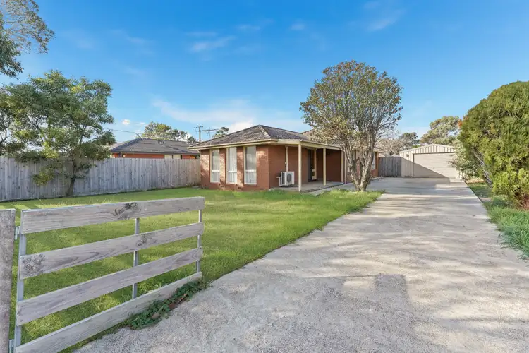 8 Delmont Court, Cranbourne VIC 3977