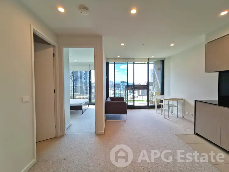 1306/151 Berkeley Street, Melbourne VIC 3000