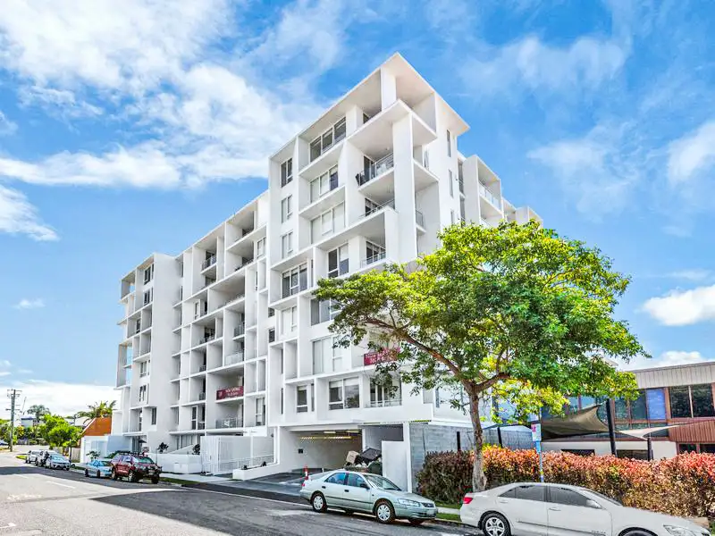 Main view of Homely house listing, 207/8 Bank Street, West End QLD 4101