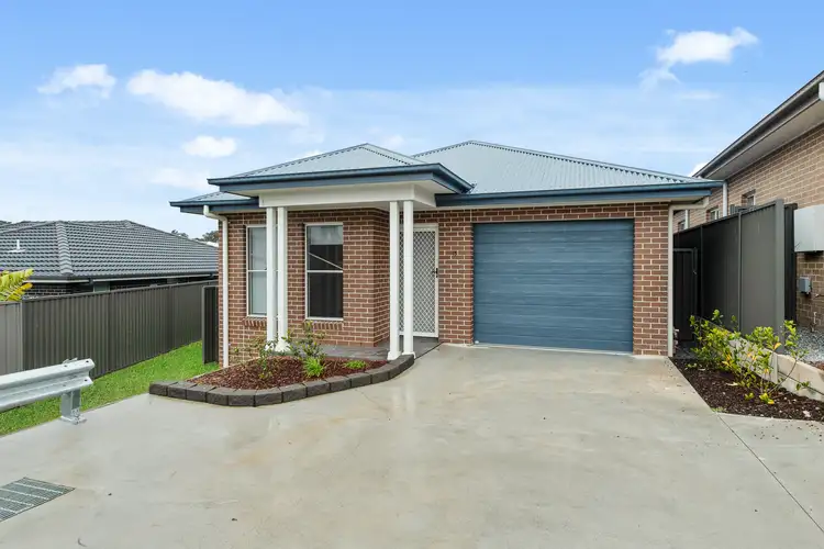 13/24 Tourmaline Dr, Rutherford NSW 2320