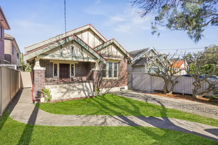 16 Fabry Street, Botany NSW 2019
