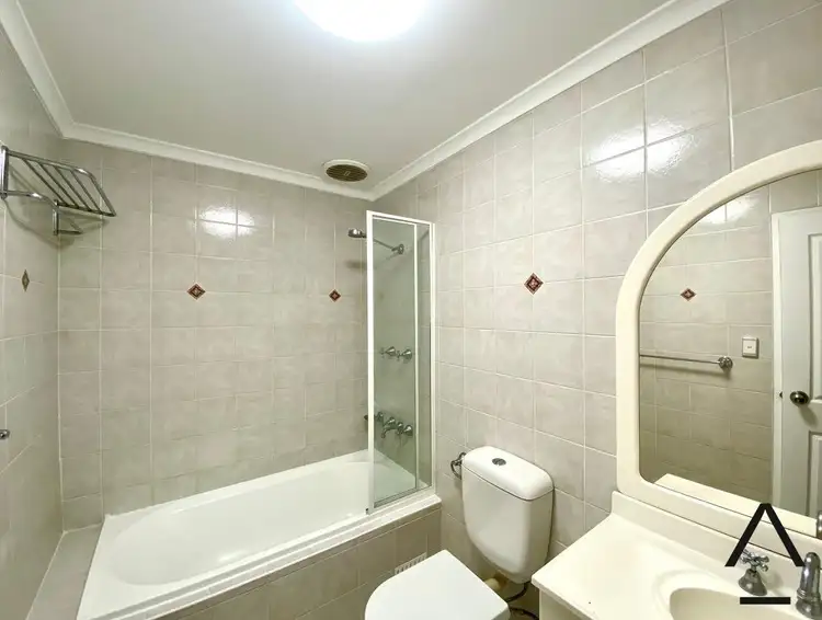 Fourth view of Homely apartment listing, 18/52-54 Boronia Street, Kensington NSW 2033