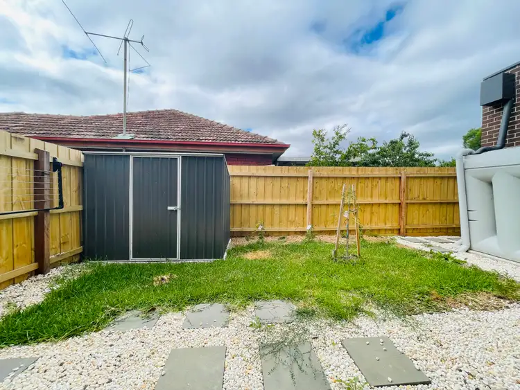 Fourth view of Homely townhouse listing, 2/118 Dorking Rd, Box Hill North VIC 3129