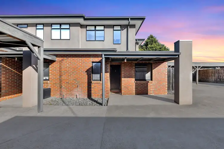 Main view of Homely townhouse listing, 2/6 Karlovac Ct, Bell Park VIC 3215